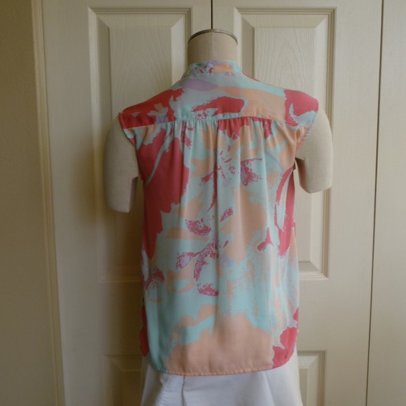 Liz Claiborne & Daisy Fuentes - Picture 5 of 8